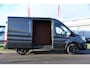 Ford Transit 350 2.0 TDCI L2H2 Raptor Edition Camera, Cruise, Carplay, Xenon, 170pk, Stoelverwarming, Automaat, Trekhaak, Uniek!