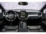 Volvo XC60 2.0 T6 Plug-in hybrid AWD Plus Black Edition | Panoramadak | Head-Up Display | Visual Park Assist | 22" | Luchtvering | Getint Glas | Adaptive Cruise |