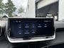 Peugeot 2008 1.2 Hybrid 145 PK Allure | € 9500 DEMO VOORDEEL | Netto Deal Auto | Automaat | 2025 Auto | Navigatie via Telefoon | Adaptieve Cruise Control | 360 Graden Camera | Parkeersensoren V+A | Hoge Zitpositie | Hybride Elektrisch rijden met Automaat | Climate Control | Stoelverwarming | LED Verlichting | 17" Lichtmetalen Velgen |