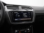 Volkswagen Tiguan 1.4 TSI eHybrid 245 pk DSG R-Line | Panoramadak | Trekhaak | Navigatie Discover Pro | Adaptief onderstel | 360 camera | IQ Light
