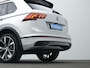 Volkswagen Tiguan 1.4 TSI eHybrid 245 pk DSG R-Line | Panoramadak | Trekhaak | Navigatie Discover Pro | Adaptief onderstel | 360 camera | IQ Light