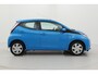 Toyota Aygo 1.0 VVT-i x-play | Origineel NL | Airco | Camera | Bluetooth | Elektrische ramen voor