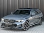BMW 3-Serie Touring 330e xDrive · M sport · Accu 19,5kWh · Trekhaak · Panoramadak · Active Cruise · Panoramadak · Camera · Ambiance interieur · Full styling kit