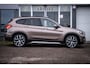 BMW X1 SDrive20i VDL Nedcar I Pano-dak I Leder I Afn.Trekhaak I M-Stuur I 19'' I Org.NL I Dealer-onderhouden