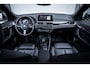 BMW X1 SDrive20i VDL Nedcar I Pano-dak I Leder I Afn.Trekhaak I M-Stuur I 19'' I Org.NL I Dealer-onderhouden