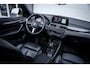 BMW X1 SDrive20i VDL Nedcar I Pano-dak I Leder I Afn.Trekhaak I M-Stuur I 19'' I Org.NL I Dealer-onderhouden