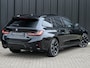 BMW 3-Serie Touring 330e xDrive · M sport · Accu 19,5kWh · Trekhaak · Panoramadak · Active Cruise · Panoramadak · Camera · Ambiance interieur ·