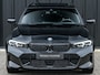 BMW 3-Serie Touring 330e xDrive · M sport · Accu 19,5kWh · Trekhaak · Panoramadak · Active Cruise · Panoramadak · Camera · Ambiance interieur ·
