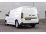 Volkswagen e-Transporter 34 L2H1 136pk Life 64 kWh | Trekhaak | Navigatiesysteem