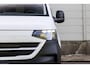 Volkswagen e-Transporter 34 L2H1 136pk Life 64 kWh | Trekhaak | Navigatiesysteem