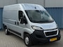 Peugeot Boxer 330 2.2 BlueHDi 120 L2H2 Premium | Achteruitrijcamera | All-season banden | Bestuurdersstoel in hoogte verstelbaar
