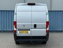 Peugeot Boxer 330 2.2 BlueHDi 120 L2H2 Premium | Achteruitrijcamera | All-season banden | Bestuurdersstoel in hoogte verstelbaar