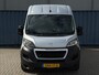 Peugeot Boxer 330 2.2 BlueHDi 120 L2H2 Premium | Achteruitrijcamera | All-season banden | Bestuurdersstoel in hoogte verstelbaar