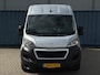 Peugeot Boxer 330 2.2 BlueHDi 120 L2H2 Premium | Achteruitrijcamera | All-season banden | Bestuurdersstoel in hoogte verstelbaar