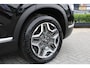 Hyundai Santa Fe 1.6 T-GDI PHEV Comfort Smart 7p. | Eleketrisch bedienbare stoelen | Lederen bekleding | Navigatie | Parkeersensoren | Achteruitrijcamera | Stoelverwarming | | Achterbank in delen neerklapbaar | Achterbank verstelbaar | Achteruitrijcamera