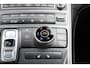 Hyundai Santa Fe 1.6 T-GDI PHEV Comfort Smart 7p. | Eleketrisch bedienbare stoelen | Lederen bekleding | Navigatie | Parkeersensoren | Achteruitrijcamera | Stoelverwarming | | Achterbank in delen neerklapbaar | Achterbank verstelbaar | Achteruitrijcamera