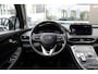 Hyundai Santa Fe 1.6 T-GDI PHEV Comfort Smart 7p. | Eleketrisch bedienbare stoelen | Lederen bekleding | Navigatie | Parkeersensoren | Achteruitrijcamera | Stoelverwarming | | Achterbank in delen neerklapbaar | Achterbank verstelbaar | Achteruitrijcamera