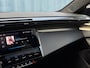 Peugeot 408 1.6 HYbrid GT 180 EAT8 Airco AUTO | Camera Achter | Alcantara bekleding | NAVI | Apple carplay/ Android auto | DAB | Sportstoelen | Stuurverwarming