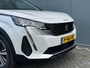Peugeot 5008 1.2 PureTech 130pk 7-zits Allure Automaat | Led | Leder | Camera | Climate | Keyless | Navigatie | 18" Lichtmetaal | Cruisecontrol | Digitale Cockpit | Parkeer Assistent | Dodenhoeksensoren | 1e Eigenaar