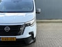 Nissan Primastar 2.0 dCi L1H1 / Airco / Apple&Android Carplay / Trekhaak / Betimmering / Cruise Control / Sensoren achter / Bluetooth / DAB / 3 zitplaatsen