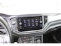 Volkswagen T-Roc 1.5 TSI Sport | DSG Versnellingsbak | Parkeersensoren voor en achter | Airco | Radio | Auto-Hold | Lichtmetalen velgen | | Airco (automatisch) | Lichtmetalen velgen 17" | Multimedia-voorbereiding