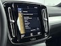 Volvo XC40 T4 Recharge Core Bright | PDC + Camera | Cruiscontrol | Elektrische Achterklep | Keyless Start -Entry | Extra Getint Glas | 18 inch LM Velgen |