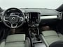 Volvo XC40 T4 Recharge Core Bright | PDC + Camera | Cruiscontrol | Elektrische Achterklep | Keyless Start -Entry | Extra Getint Glas | 18 inch LM Velgen |