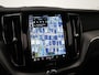 Volvo XC60 2.0 T6 Plug-in hybrid AWD Plus Dark | Luchtvering | Panoramadak | Leder | Elek stoel | Camera