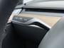 Tesla Model Y Performance 535pk AWD 75kWh SOH 95% Warmtepomp Panoramadak Navi Ecc Leder Lmv 21" Keyless Led Elek.Achterklep Memory Stoel+Stuurverwarming AMD-Ryzen­™-Processor 1e Eigenaar Origineel Nederlandse Auto Fabrieksgarantie tot 14-12-2027 Batterij en Motorgarantie tot 14-12-2031/192.000km