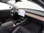 Tesla Model 3 SR+ 60kWh 326PK Trekhaak AutoPilot Premium-Luidsprekers Leer PanoramaDak Adaptive Cruise Lmv 18" Camera's Elektr.-Stuur+Stoelen+Spiegels+Geheugen+Easy-Entry+Verwarmde stoelen Park assistent Pdc WIFI Ecc Lane-Assist Speed-Assist SOH 85% Ecc Navi Led DAB Voorverwarmen interieur via App Keyless One-Pedal-Drive Origineel Nederlandse Auto 1.584KG Trekgewicht 1.000kg.