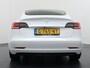 Tesla Model 3 SR+ 60kWh 326PK Trekhaak AutoPilot Premium-Luidsprekers Leer PanoramaDak Adaptive Cruise Lmv 18" Camera's Elektr.-Stuur+Stoelen+Spiegels+Geheugen+Easy-Entry+Verwarmde stoelen Park assistent Pdc WIFI Ecc Lane-Assist Speed-Assist SOH 85% Ecc Navi Led DAB Voorverwarmen interieur via App Keyless One-Pedal-Drive Origineel Nederlandse Auto 1.584KG Trekgewicht 1.000kg.