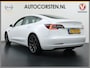 Tesla Model 3 SR+ 60kWh 326PK Trekhaak AutoPilot Premium-Luidsprekers Leer PanoramaDak Adaptive Cruise Lmv 18" Camera's Elektr.-Stuur+Stoelen+Spiegels+Geheugen+Easy-Entry+Verwarmde stoelen Park assistent Pdc WIFI Ecc Lane-Assist Speed-Assist SOH 85% Ecc Navi Led DAB Voorverwarmen interieur via App Keyless One-Pedal-Drive Origineel Nederlandse Auto 1.584KG Trekgewicht 1.000kg.
