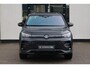 Volkswagen Tiguan 1.5 eHybrid R-Line Edition 204PK / 150kW, LED Matrix (IQ.Lights), 360° rondomzichtcamera, panoramisch schuif-, kanteldak, elektr. bedienbaar, head-up display, verwarm- en ventileerbare voorstoelen met massagefunctie, Keyless Entry & Start, verwarmbare achterbank, elektr. bedienbare achterklep (Easy Open), 3- zone Climatronic, dodehoekdetectie (Side Assist), autonome parkeerfunctie (Park Assist), navigatie, soundsysteem 'Harman Kardon', verwarmbare voorruit, achteruitrijcamera, Apple Carplay & Android Auto, draadloos telefoon laden, 20'' LMV 'York'