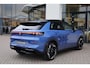 Volkswagen T-Roc 1.5 eTsi R-Line First Edition 150PK / 110kW DSG, DE NIEUWE T-ROC, LED Matrix IQ.Light, rondomzicht camera, 3-zone Climatronic, dodehoekdetectie (Side Assist), Apple Carplay & Android Auto, autonome parkeerfunctie, elektrisch bedienbare achterklep met sensorsturing, adaptive cruise control met Stop&Go (ACC), achteruitrijcamera, head-up display, volledig digitaal instrumentenpaneel (Digital Cockpit Pro), verwarmbare voorstoelen, grootlichtassistent, 20'' LMV 'Calgary'
