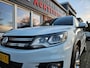 Volkswagen Tiguan 1.4 TSI R-Line Edition Schuifdak! Xenon! Leer! NAP! Mooie/Nette Auto!