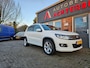 Volkswagen Tiguan 1.4 TSI R-Line Edition Schuifdak! Xenon! Leer! NAP! Mooie/Nette Auto!