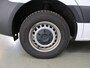 Mercedes-Benz Sprinter 317 CDI | Aut. | L3 H2 | Pro | Navigatie | Trekhaak | Zijwindassistent | Bijrijdersbank | Houten Laadvloer en zijwanbetimmering | Achteruitrijcamera | Certified |
