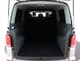 Volkswagen Transporter 2.0 TDI L2H1 30 DC Caravelle | Parkeerhulp | CarPlay | Stoelverwarming | Navi |