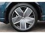 Volkswagen Tiguan 1.5 eHybrid R-Line Edition 204PK/150KW, LED Matrix IQ.Light, rondomzichtcamera (area view), Apple Carplay & Android Auto, elektr. bedienbaar panoramadak, voorstoelen verwarm- en ventileerbaar met massagefunctie, achteruitrijcamera, elektr. uitklapbare trekhaak met aanhanger manoeuvreerfunctie (Trailer Assist), full map navigatie, 3-zone Climatronic, head-up display, Keyless Entry & Start, high end audio installatie, elektrisch bedienbare achterklep met sensorsturing, dodehoekdetectie (Side Assist), file assistent, dynamische grootlichtassistent, autonome parkeerfunctie (Park Assist), volledig digitaal instrumentenpaneel (Digital Cockpit Pro), 20'' LMV 'York'