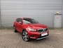 Volvo XC40 1.5 T4 Recharge Inscription / 19" Velgen / glazen panoramisch schuif-/kanteldak / Leder bekleding /