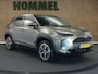 Toyota Yaris Cross 1.5 Hybrid 130 Executive - ORIGINEEL NEDERLANDSE AUTO - CLIMATE CONTROL - ADAPTIEVE CRUISE CONTROL - APPLE CARPLAY/ANDROID AUTO - KEYLESS ENTRY/START - EXTRA GETINT GLAS ACHTER - VOORSTOELEN VERWARMD