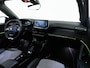 Peugeot e-2008 EV GT 50 kWh 136 PK | LED | Panoramadak | Trekhaak | Achteruitrijcamera | Navigatie |