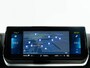 Peugeot e-2008 EV GT 50 kWh 136 PK | LED | Panoramadak | Trekhaak | Achteruitrijcamera | Navigatie |