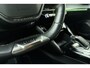 Peugeot 2008 1.2 PureTech GT-Line 130pk | Automaat | Navigatie | Climate Control | Trekhaak | Camera | LED Verlichting | Keyless Start | Getinte ramen | Zwart Dak