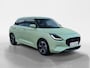 Suzuki Swift 1.2 Style Smart Hybrid | Apple Carplay/Android Auto | Achteruitrij Camera | Adaptive Cruise Control | All-Season | BLISS | LED | LMV 16" | Stoelverwarming |