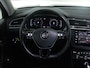 Volkswagen Tiguan R-Line 1.5 TSI 150 PK DSG | LED Plus | Panoramadak | keyless | Head-Up | Trekhaak | Achteruitrijcamera |