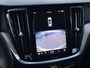 Volvo V60 2.0 B4 Ultimate Dark | Bowers & Wilkins audiosysteem | Adaptieve Cruise | Lederen bekleding | Stoel-/Stuurwielverwarming | Park Assist | Getint Glas