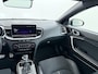 Kia Ceed Sportswagon 1.5 T-GDi GT-Line Navigatie | Pano Dak | LMV | Stoelverwarming |