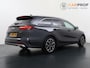 Kia Ceed Sportswagon 1.5 T-GDi GT-Line Navigatie | Pano Dak | LMV | Stoelverwarming |