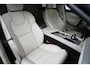 Volvo XC60 2.0 T6 Plug-in hybrid AWD Plus Dark | Panoramadak | Stoel- & stuurverwarming | Keyless | 20" | Camera | BLIS | Trekhaak .